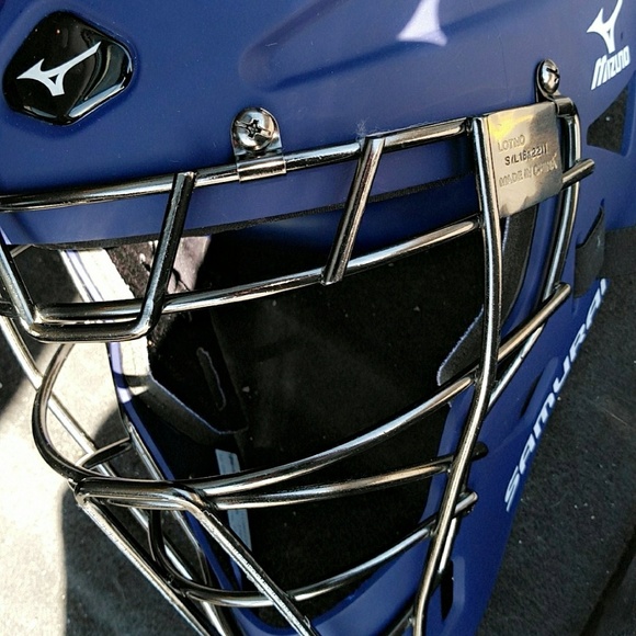 Mizuno Other - Mizuno G4 Samurai Catchers Helmet Mizuno Other - Mizuno G4 Samurai Catchers Helmet